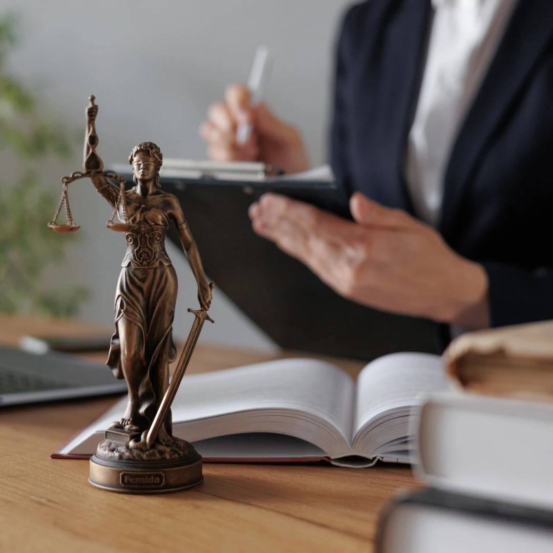 yuridicheskie-uslugi